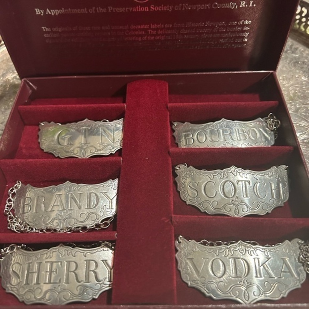 Stieff historic Newport decanter labels‎ new in original box